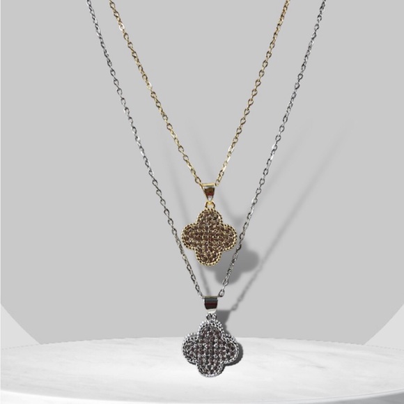 Jewelry - SILVER Clover Stainless Steel Necklace